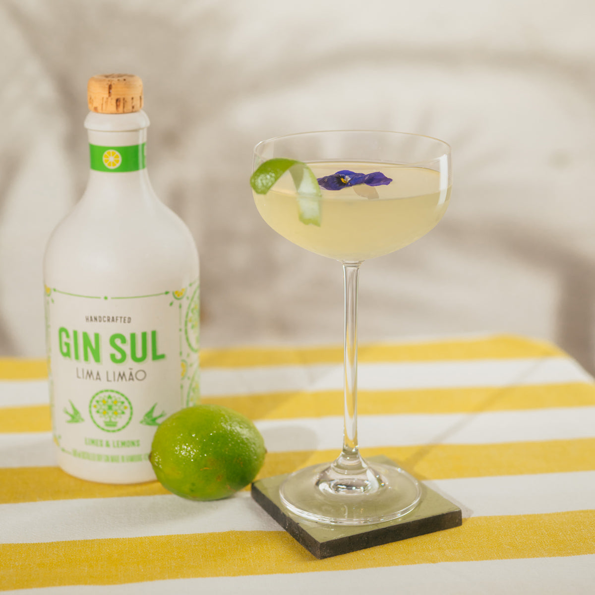 Lima Limão Gimlet – Frischer Gin Sul Lima Limão Cocktail
