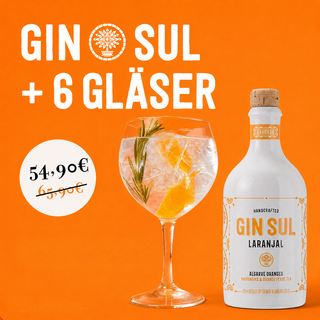 Gin Sul Laranjal Bundle-Angebot: Flasche neben gefülltem Copo-Glas mit Orange und Rosmarin, Aktionspreis 54,90 € statt 65,90 €, „+ 6 Gläser“ auf orangefarbenem Hintergrund